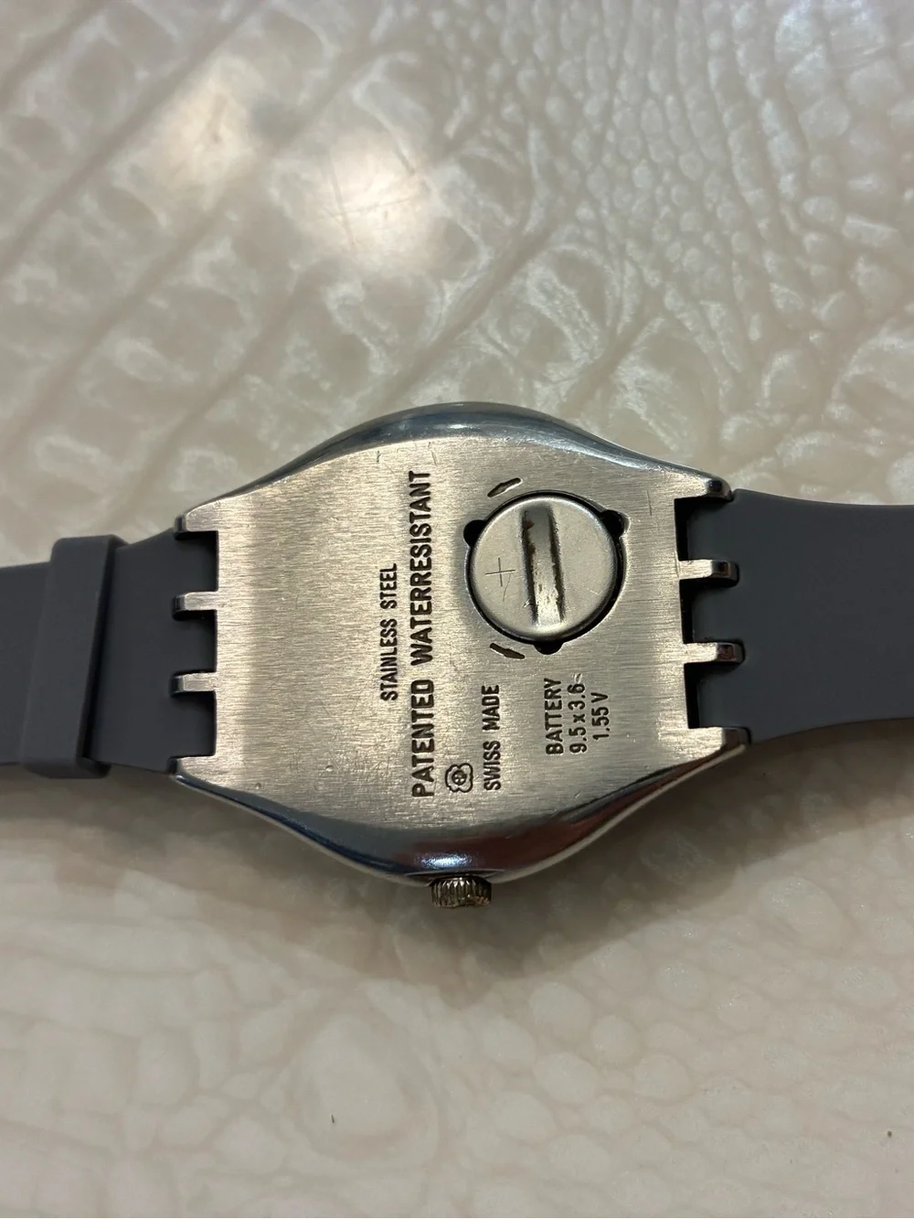 Swatch Vintage Men's Watch with Gray Strap